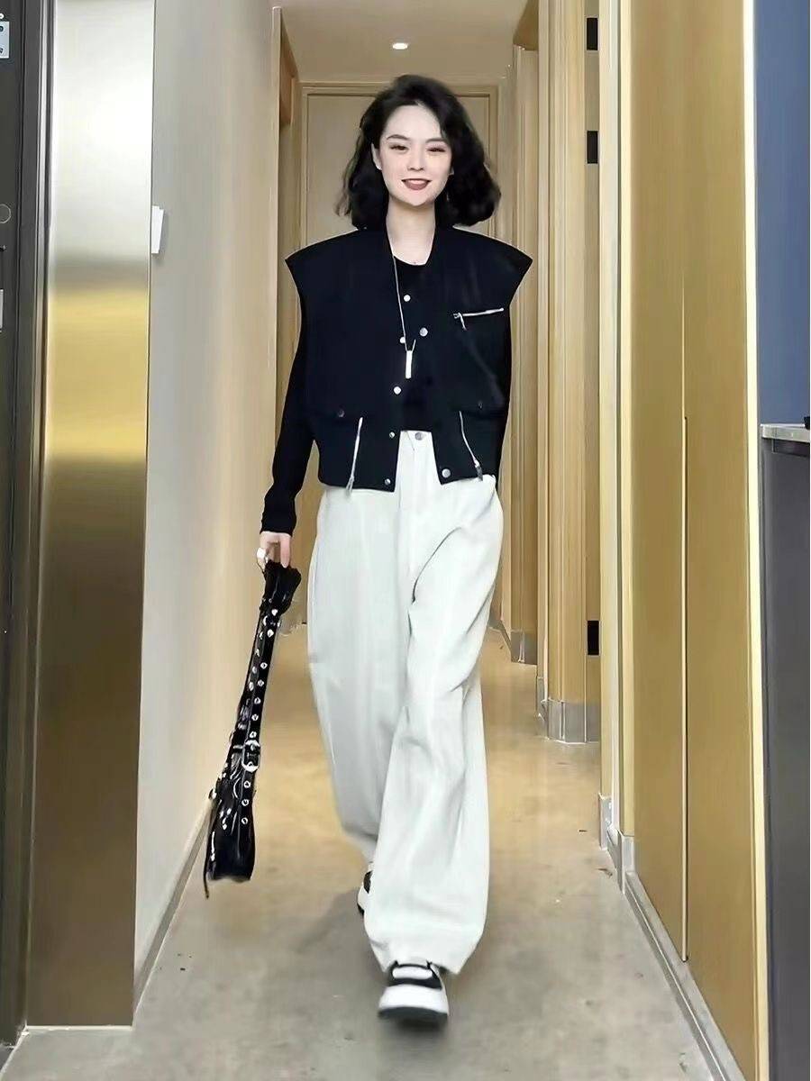 Gongcong American vest outer set female European goods 2024 spring new niche casual sleeveless vest shirt tide