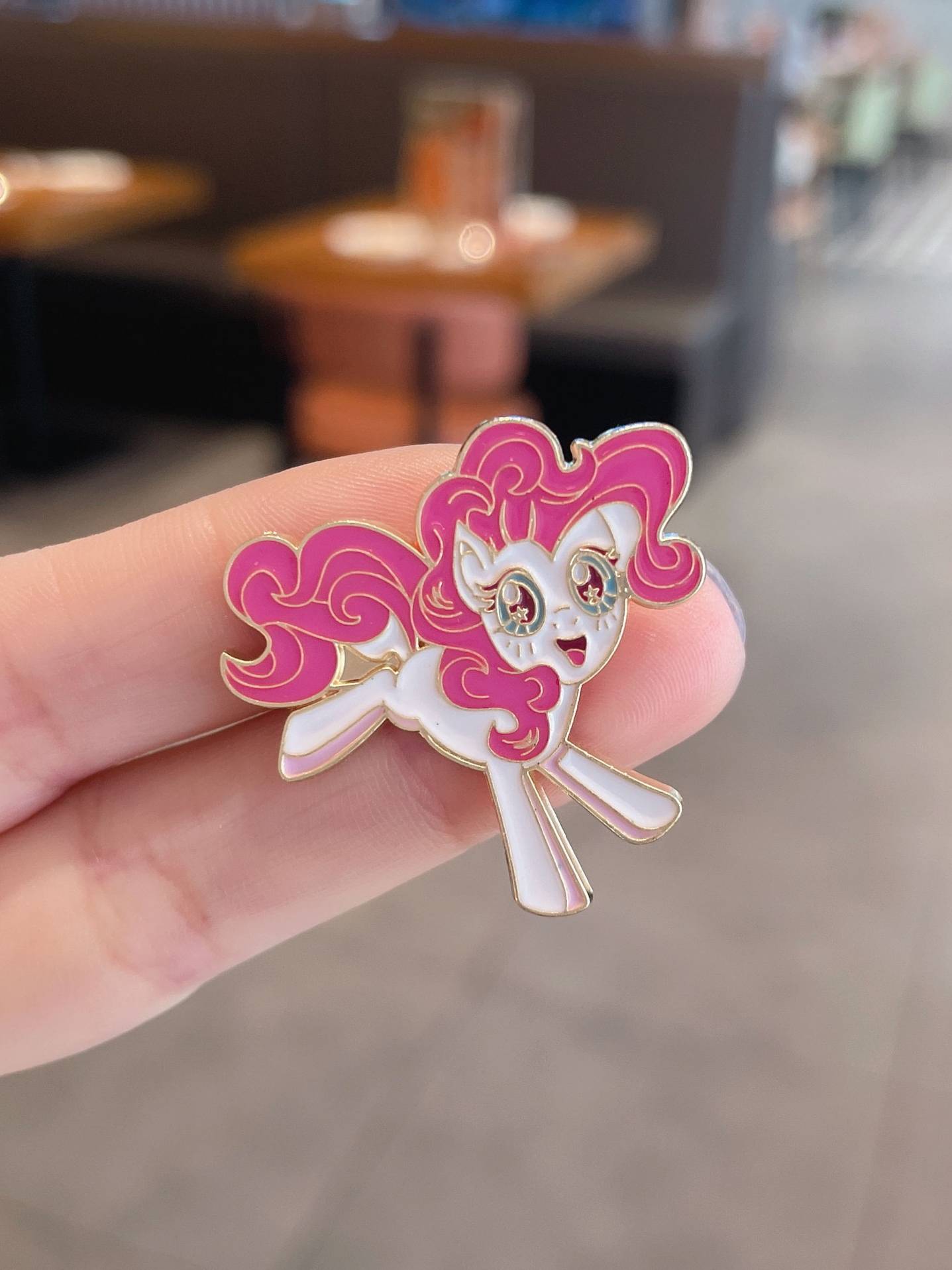 Xiaoma Bolly brooch cartoon cartoon anime peripheral metal badge cute super cute student bag pen bag clothing accessories