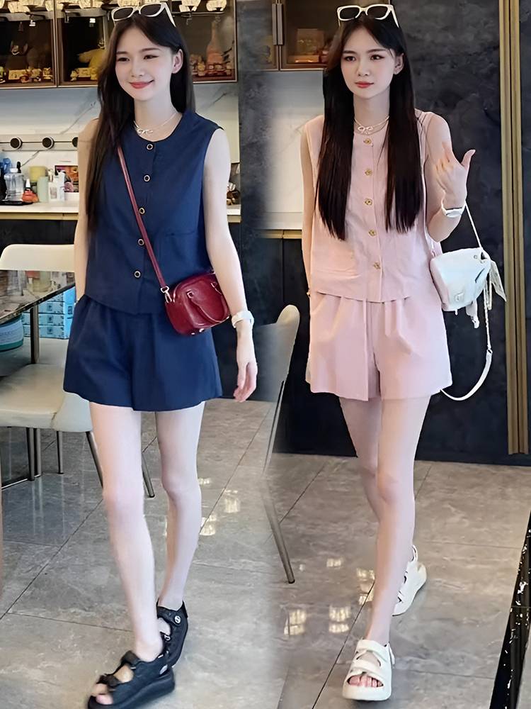 2024 summer new Korean fashion sleeve women's high -level sense temperament sleeveless vest top+wide -leg shorts tide