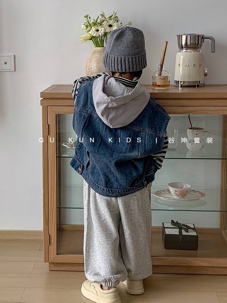 Children's spring and autumn denim vest boys 2024 new vest baby versatile outer jacket girls' foreign style, autumn and winter