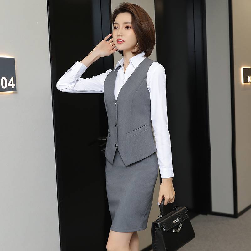 Professional horse clip female gray Korean version of slim small vest spring and autumn short 2023 large size workshop hotel vest set