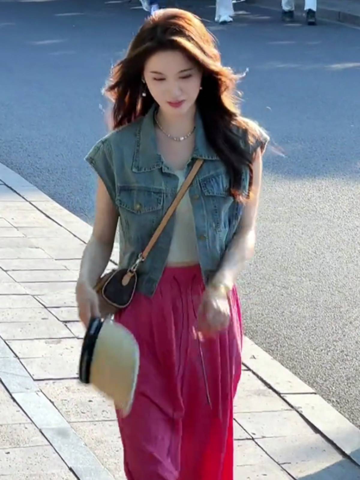 European Summer Summer denim short -sleeved outer set female 2024 new small fashion casual short vest vest top