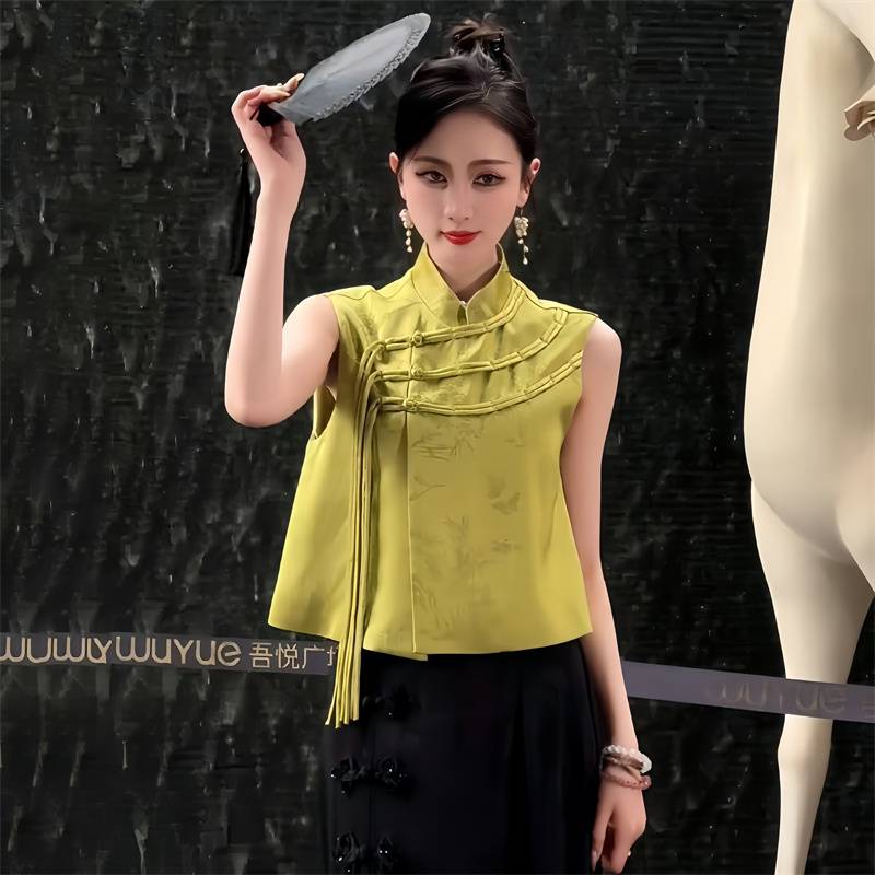 New Chinese style, red short vest female summer 2024 new temperament sleeveless vest, shoulder top