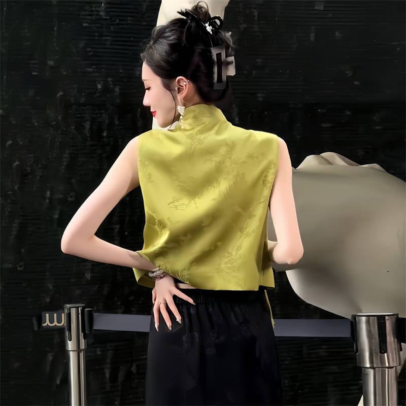 New Chinese style, red short vest female summer 2024 new temperament sleeveless vest, shoulder top