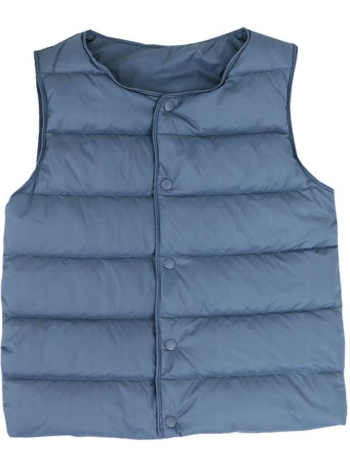 The gruesome little girl in a light-fowl suit dressed like a baby in mid-Autumn winter warmed the bottom with a vest