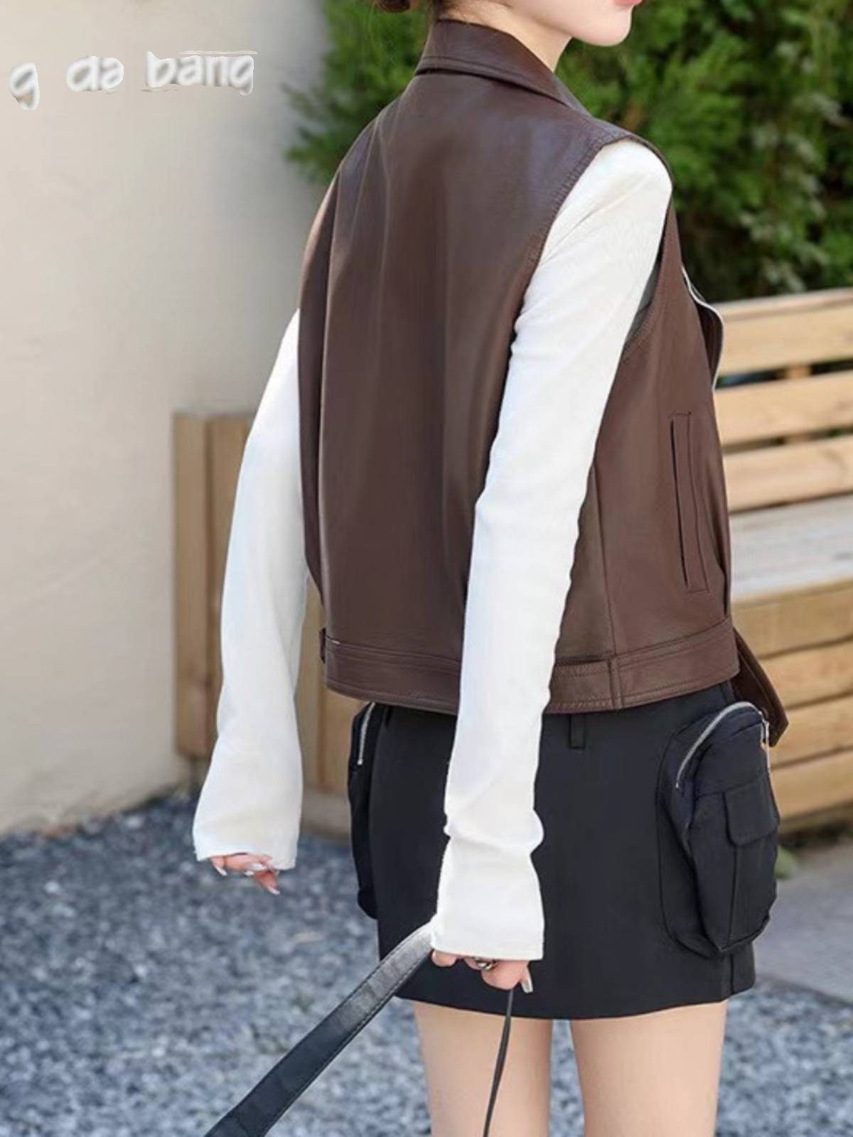 2024 Spring and Autumn New Parlus Short Women's Short Korean Version Sleeveless Leather Port Puk shoulder small zipper leather jacket tide