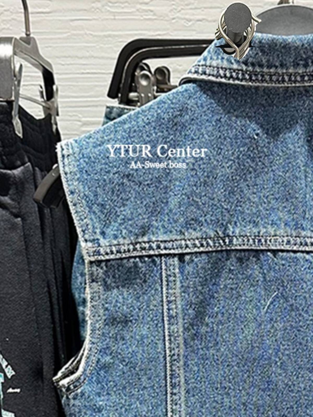 UR UX 2024 Spring and Summer Season Tide Cool Sister Street Washed Water Shirt Blue Short denim sleeveless shirt female