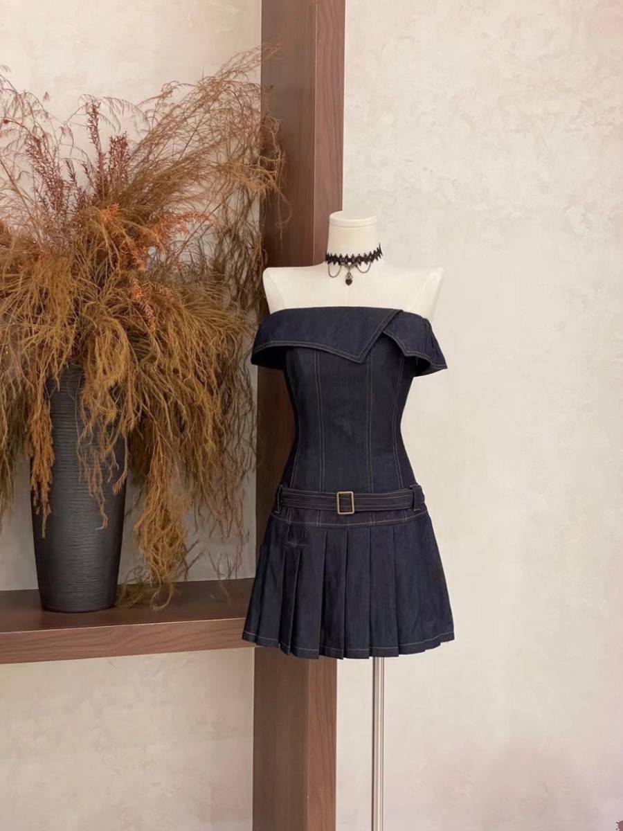 EI CARE Selected Recommended Summer Hong Kong Wind Victor Non -Big Cower -necked waist Personal Puts Person Potal Dress Female Women