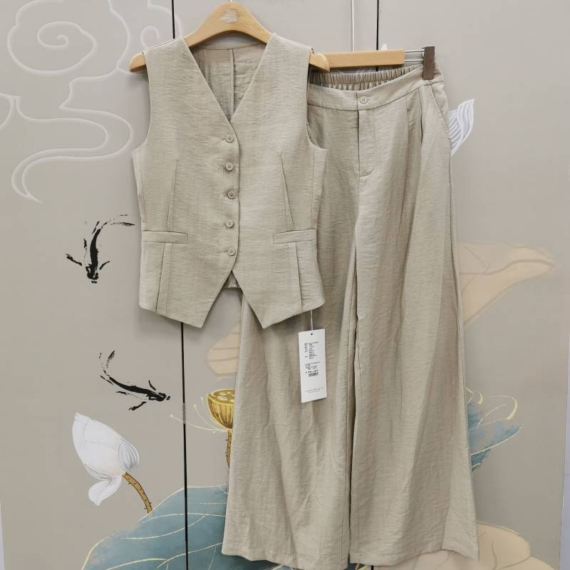 316-43T30837 Genuine 2024 Summer Single Dripping Vests, Wide-leg Pants Two-piece Pants Women's UX