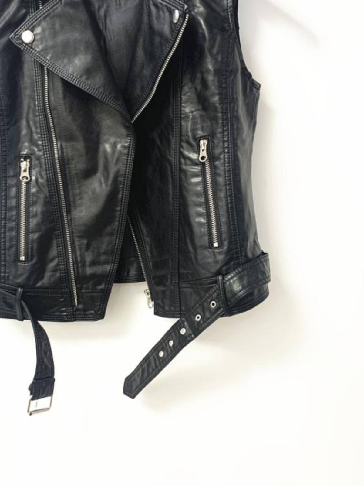 Spring and summer new product leather vest short shoulder chapter zipper zipper with belt slim sleeveless shoulder PU leather top jacket jacket