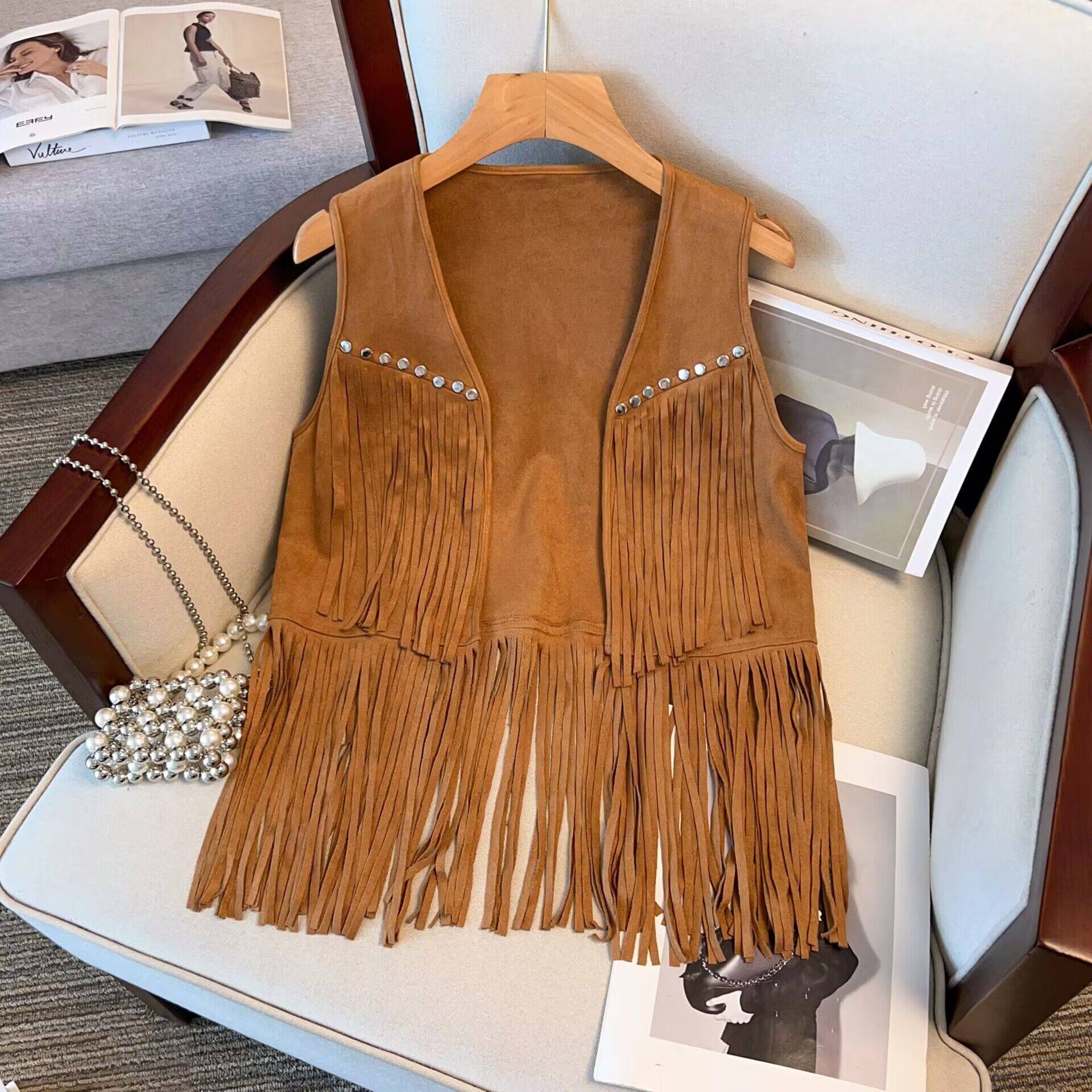 Retro Western denim style Xinjiang desert Gobi brigade shot wearing vest brown suede suede flowing Soe vest tops