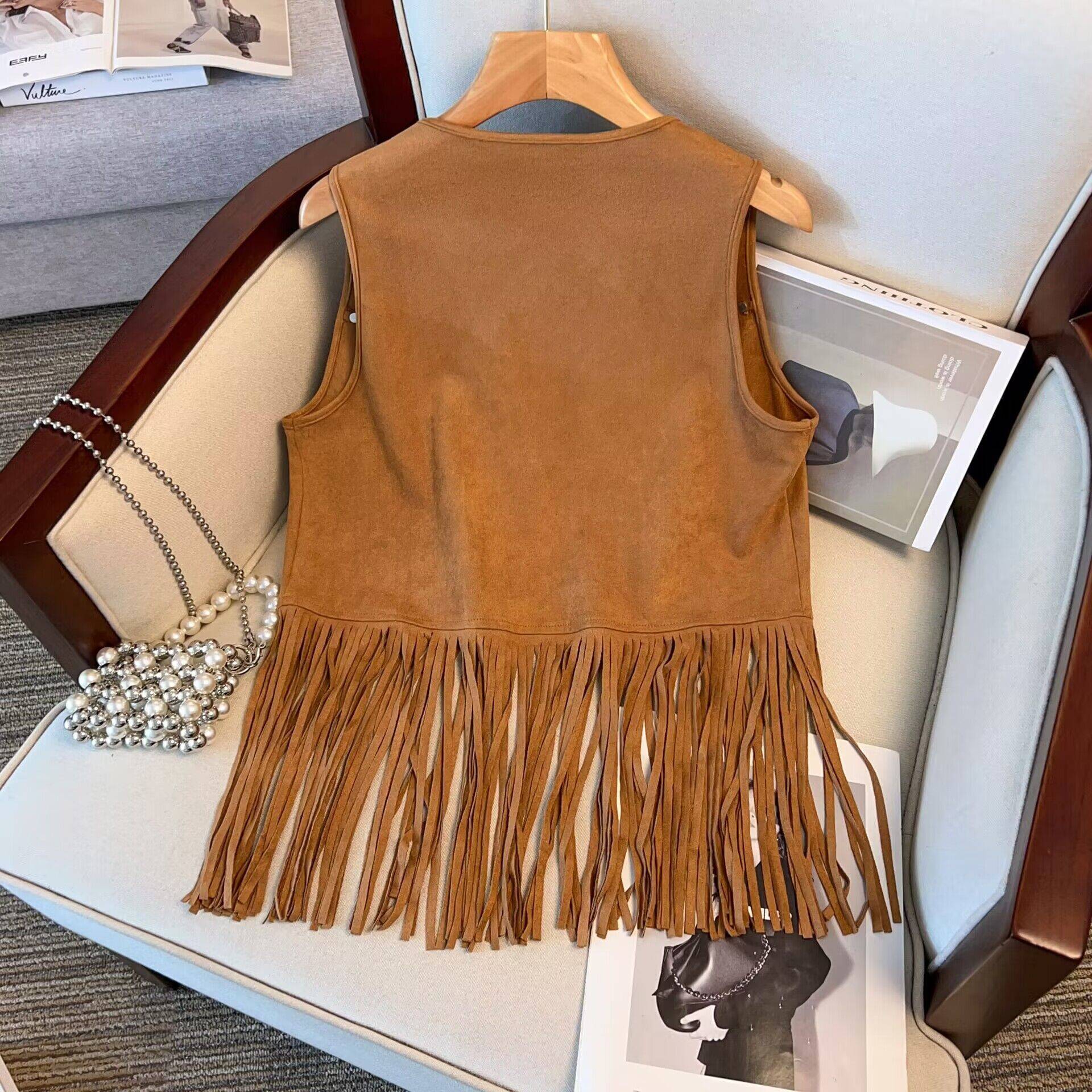 Retro Western denim style Xinjiang desert Gobi brigade shot wearing vest brown suede suede flowing Soe vest tops