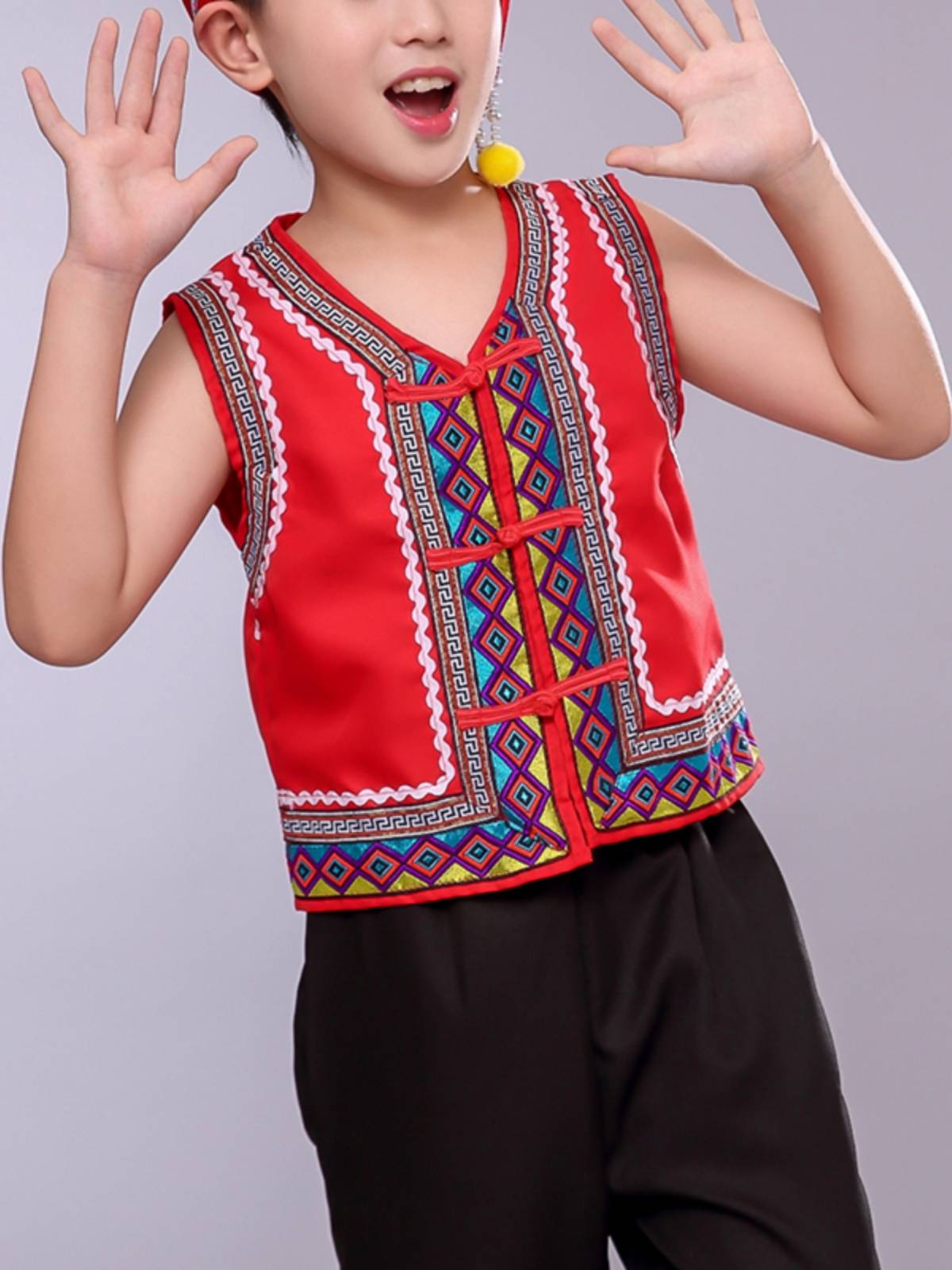 Ethical clothing children boys Zhuang Miao Miao Yi Single Women's Jelly Vests Hat Long Sleeve Performance Services