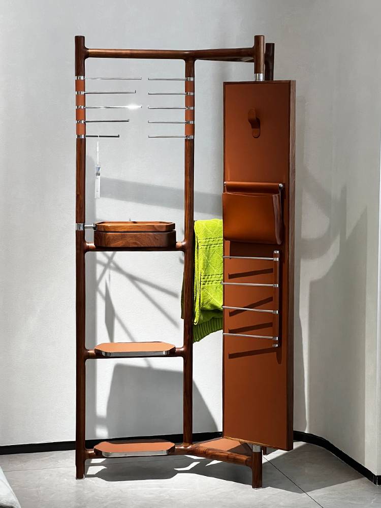 The Hermes Cloak Camer Smart Saddy Sets can move the hanging hanger Hermes customized