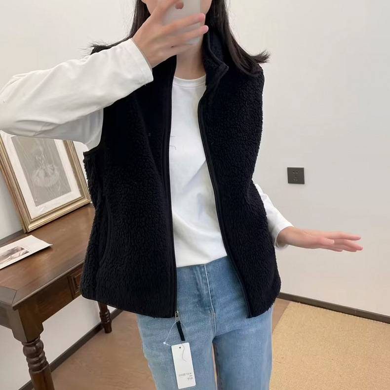 Domestic purchasing Youbankan chinensis velvet vest vest vest vest autumn and winter warming sports horse cuffless sleeveless 451441