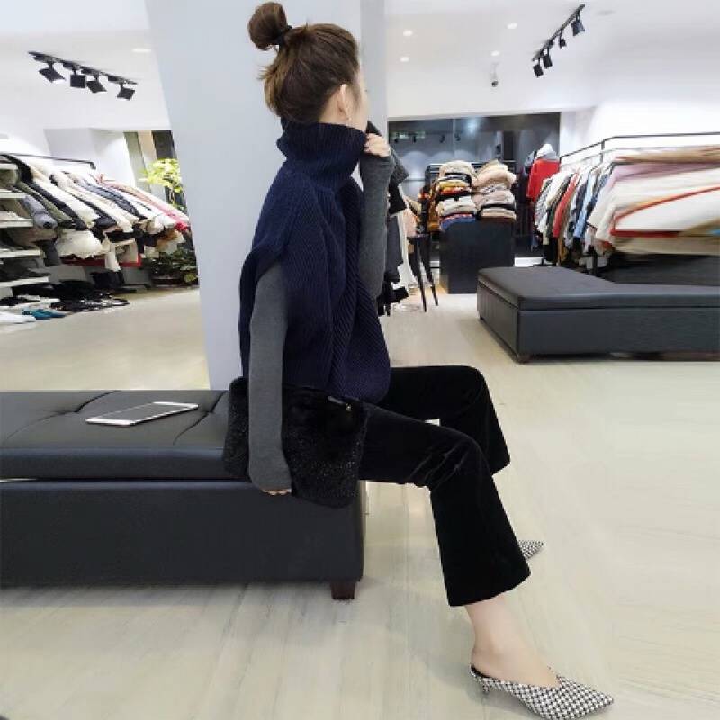 The new autumn and winter female European station European Character Korean version of the loose sweater vest, turtleneck knit vest, and the shoulder shoulder