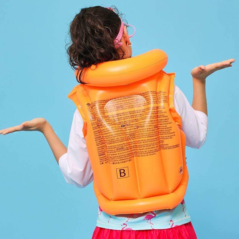 Children's swimming circle to learn swimming thickened buoyant inflatable life jacket boys, girls, underarms vest vest vest live life circle