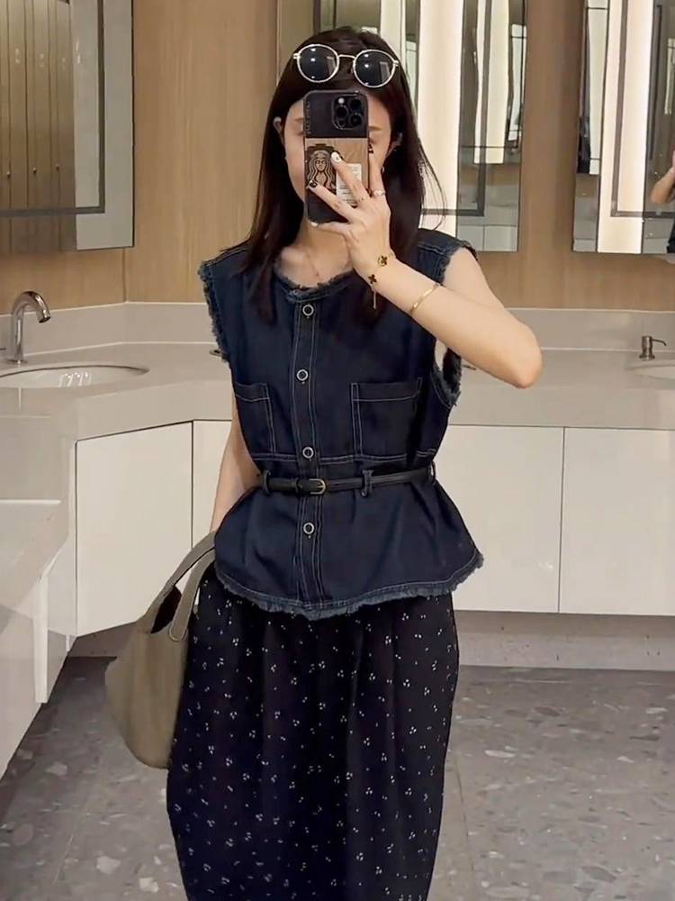 Hong Kong Wind Mao Bian Cowboy vest women's bundle waist thin summer, 2024 new fashion temperament, shoulder top