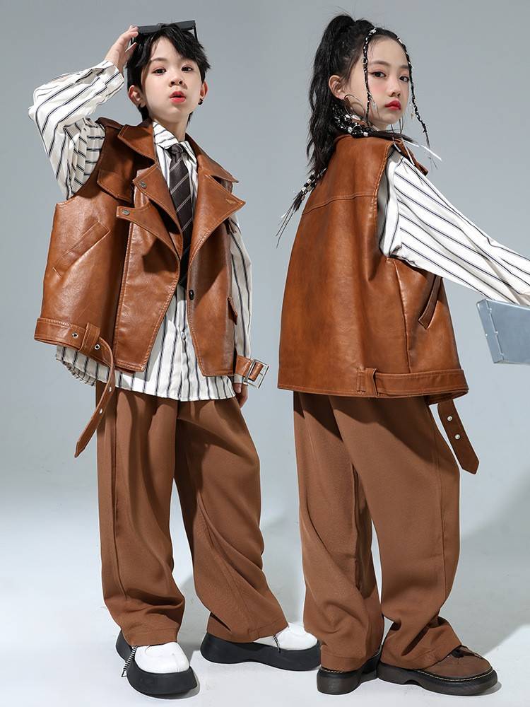 Street-dancing children's leather jackets, boys and girls, hip-hops, black-skin pony-tomers, troupe-show