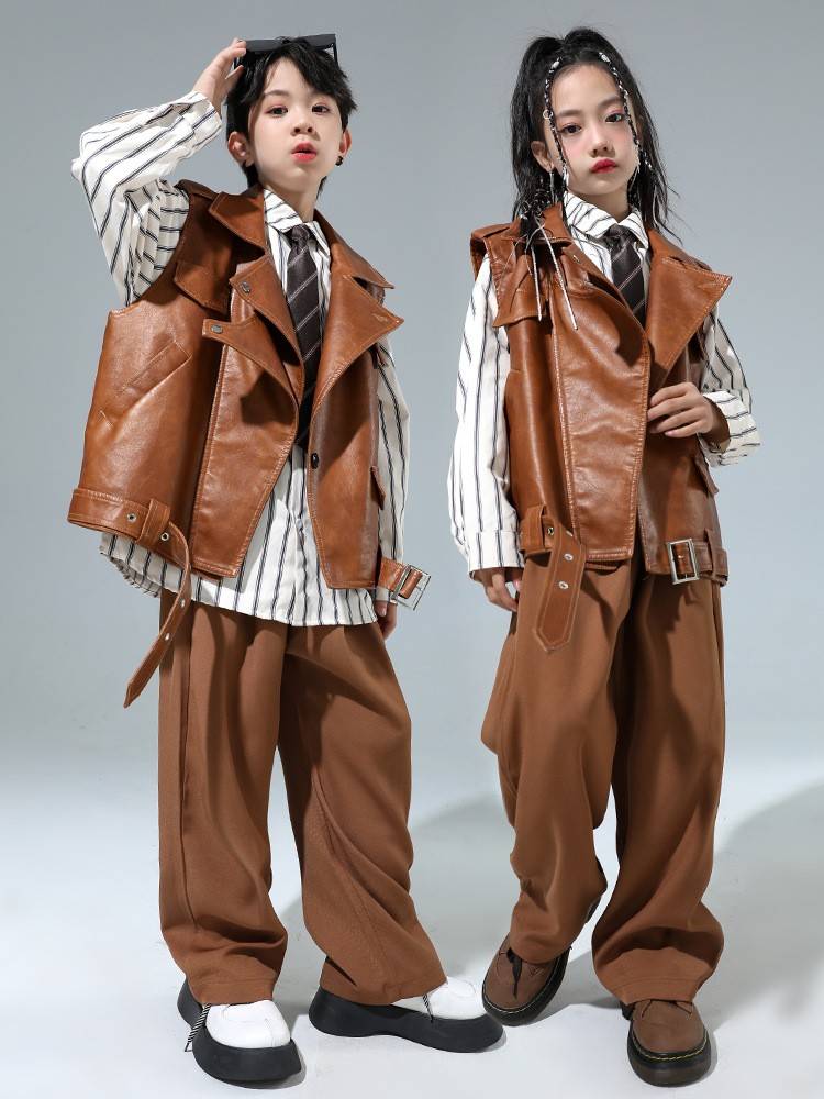 Street-dancing children's leather jackets, boys and girls, hip-hops, black-skin pony-tomers, troupe-show