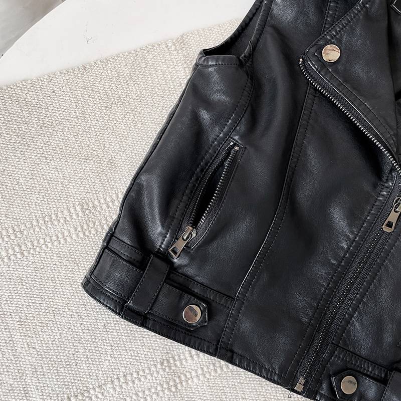 Children's clothing boys leather vest jacket new children's clothing spring and autumn locomotive children's leather jackets, shoulder, girl horse pinunk punk style