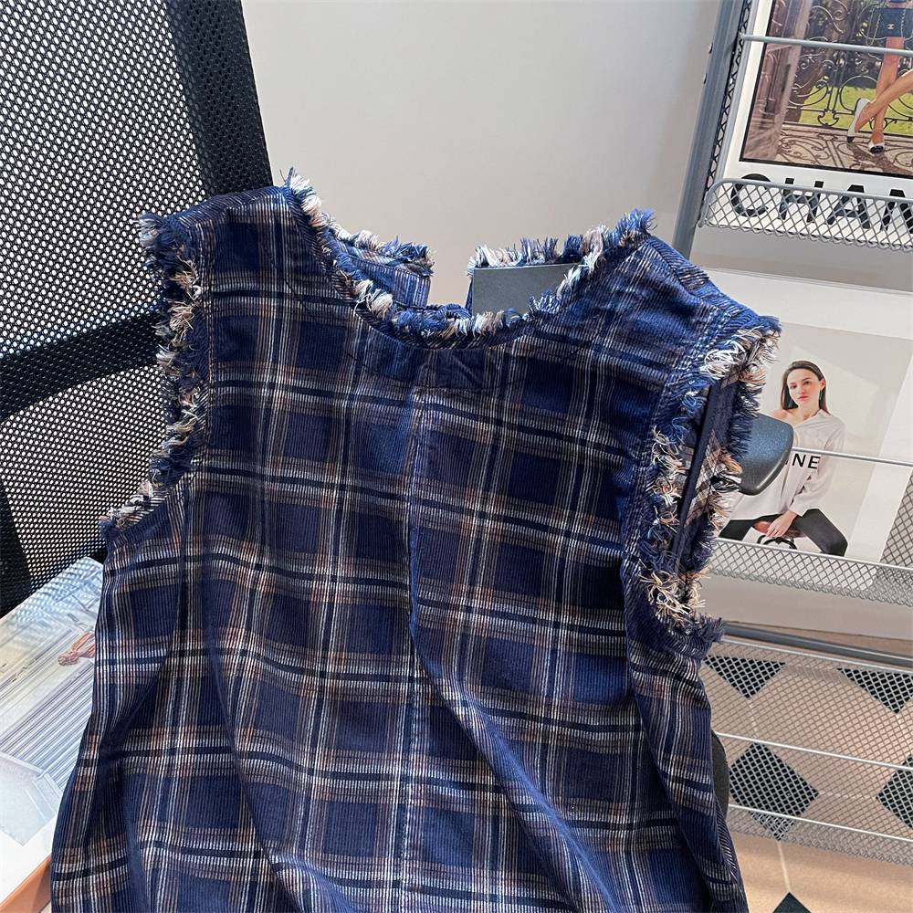Japanese retro contrast lattice wool edge sleeveless vest top, men and women in summer niche wearing vest t -shirts