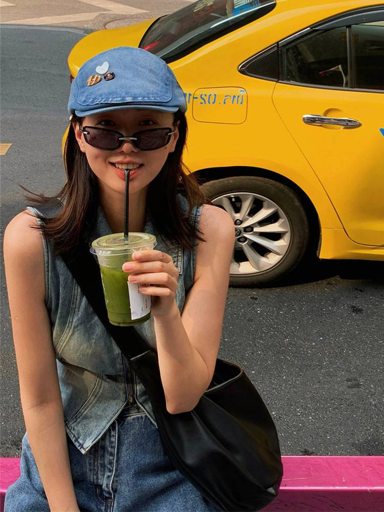 Retro hot girl lapel denim vest vests wearing girl spring and summer new design sense niche sleeveless zipper top