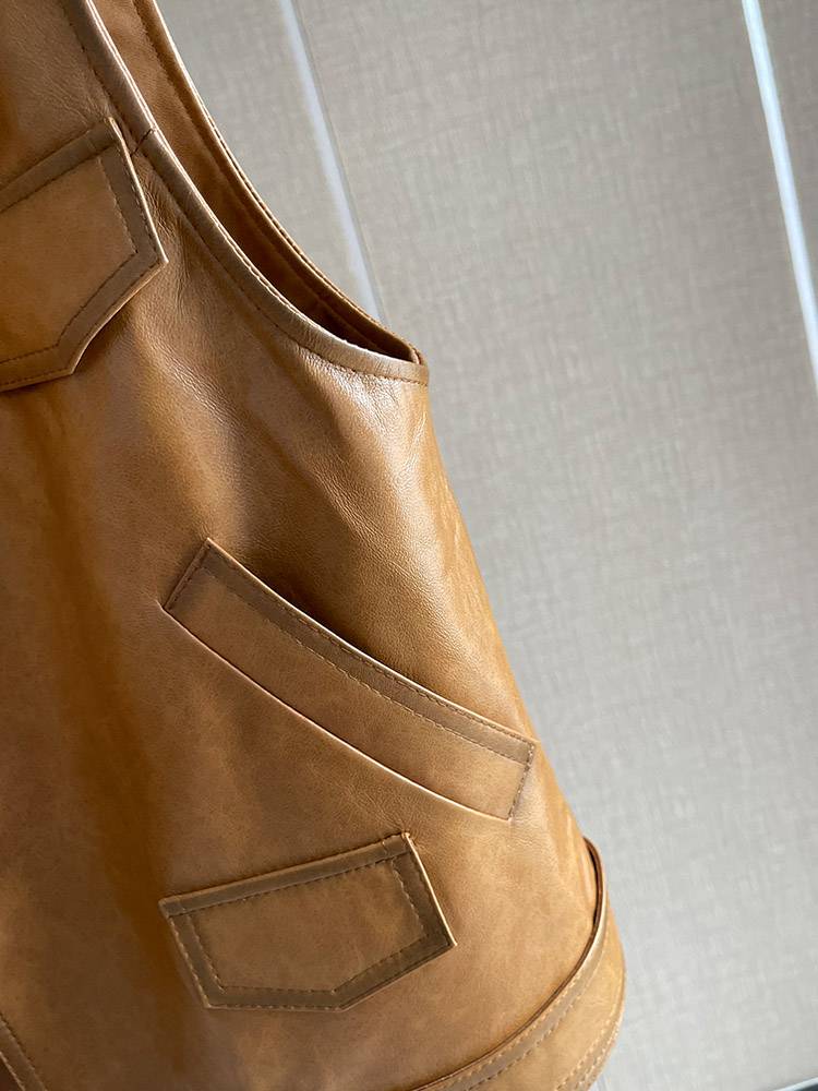 Disappearing, Ni Ni, the same brown retro leather vest female cotton leather sheep, sheep, sheep, suits and horses, horses and horses