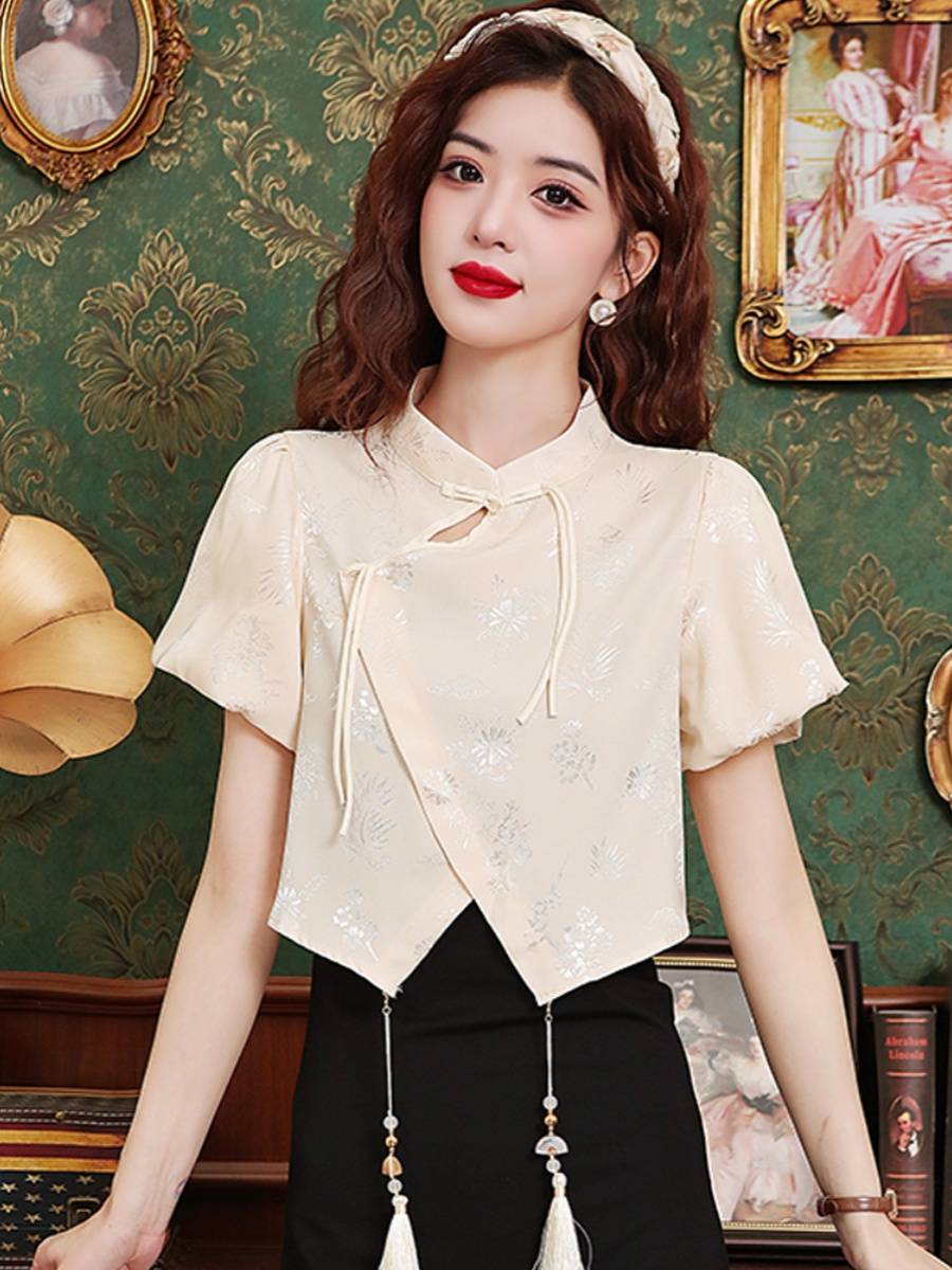 A new Chinese shirt with a slashed shirt