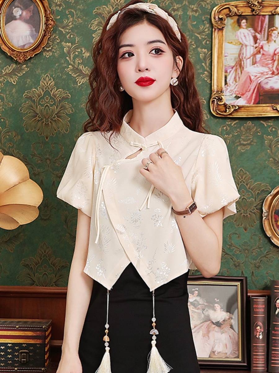A new Chinese shirt with a slashed shirt