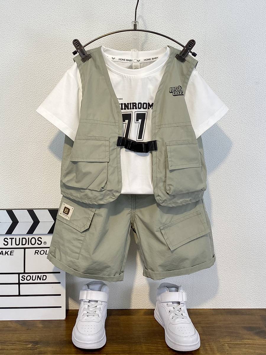 Boys in summer short -sleeved sets of foreign -style children's workers vest three -piece 2024 new fashion baby clothes tide