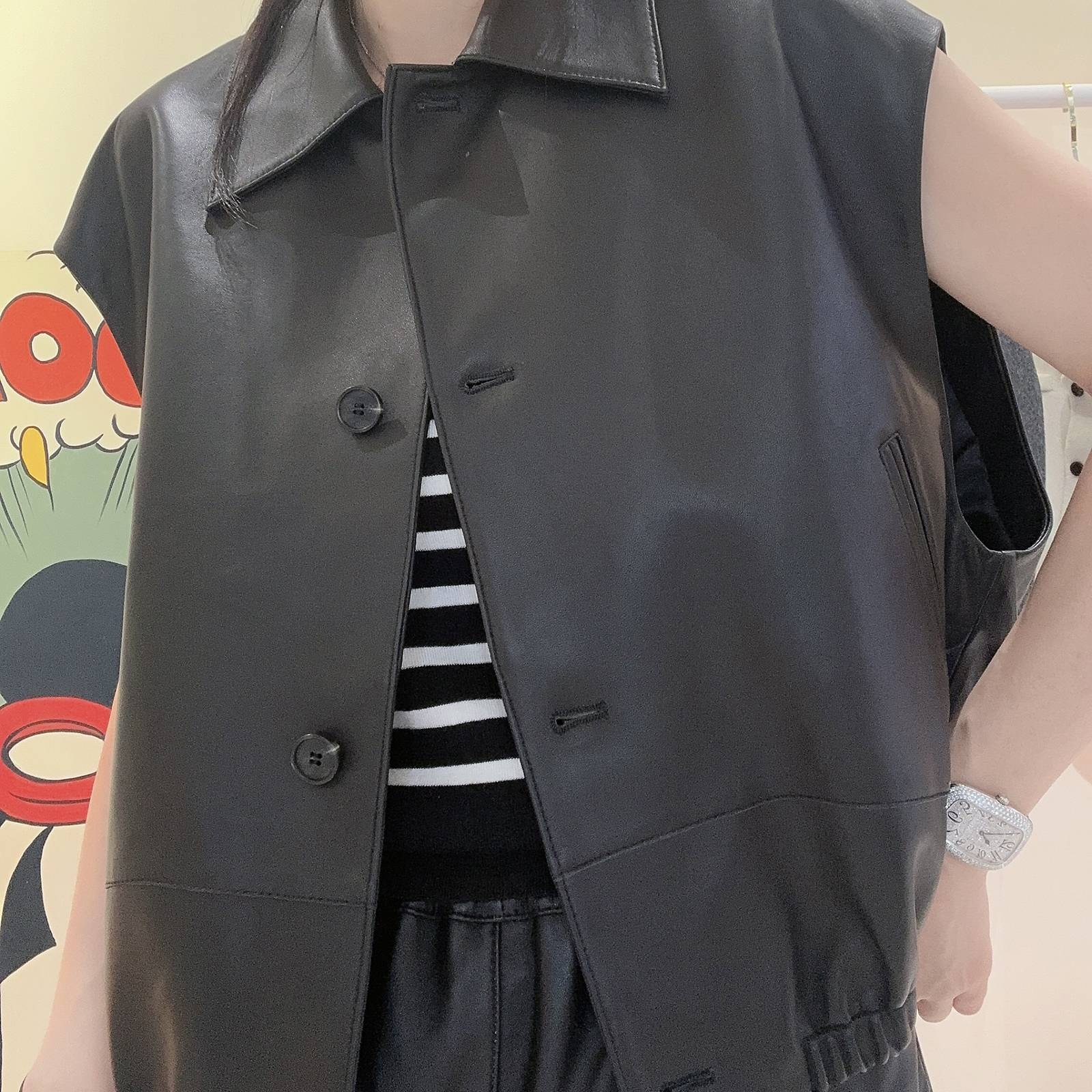 2024 Fashion new cotton leather vest all -round women's short single buckle top PGKC0585