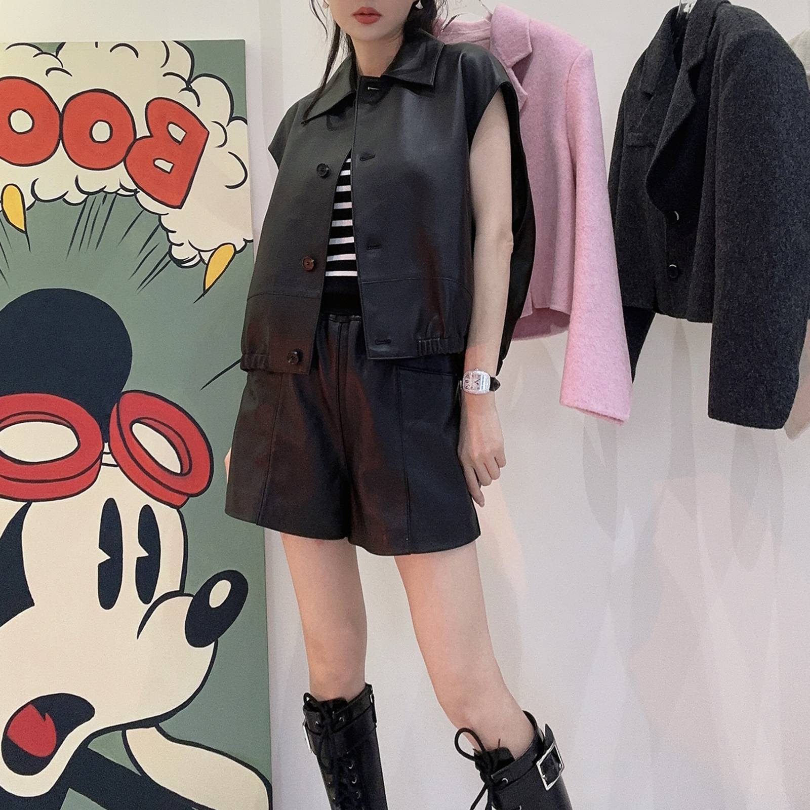 2024 Fashion new cotton leather vest all -round women's short single buckle top PGKC0585