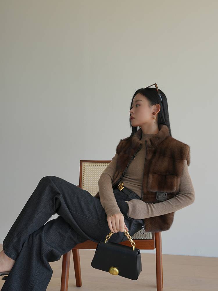 Hg/mink coat female short whole mink grass jacket 2024 winter new fur integrated vest youth