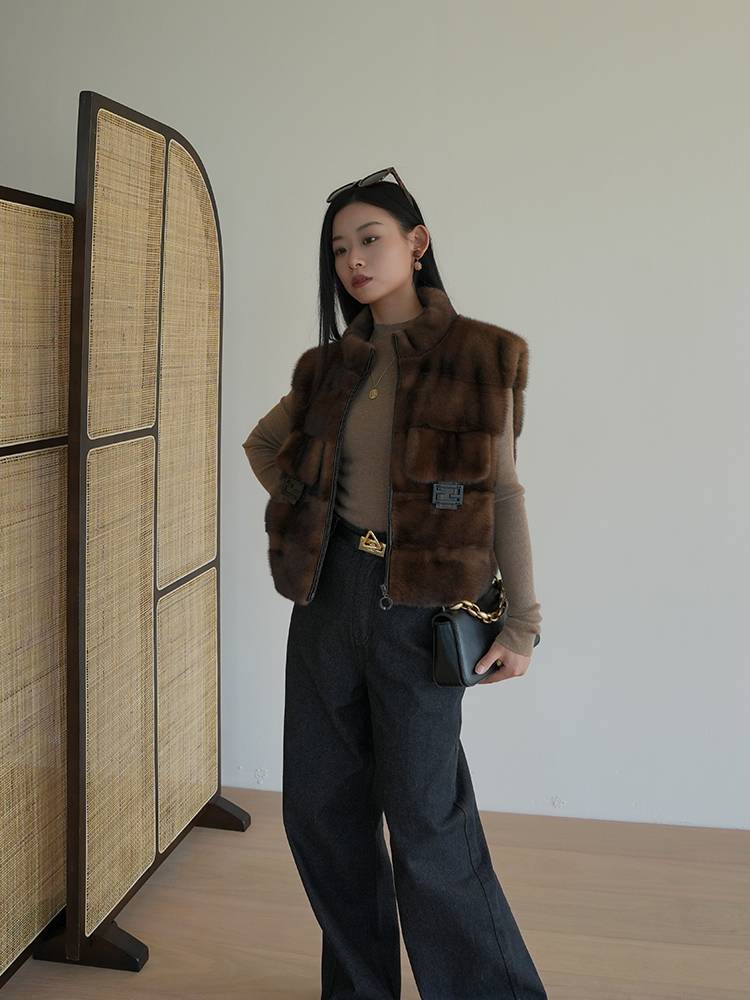 Hg/mink coat female short whole mink grass jacket 2024 winter new fur integrated vest youth