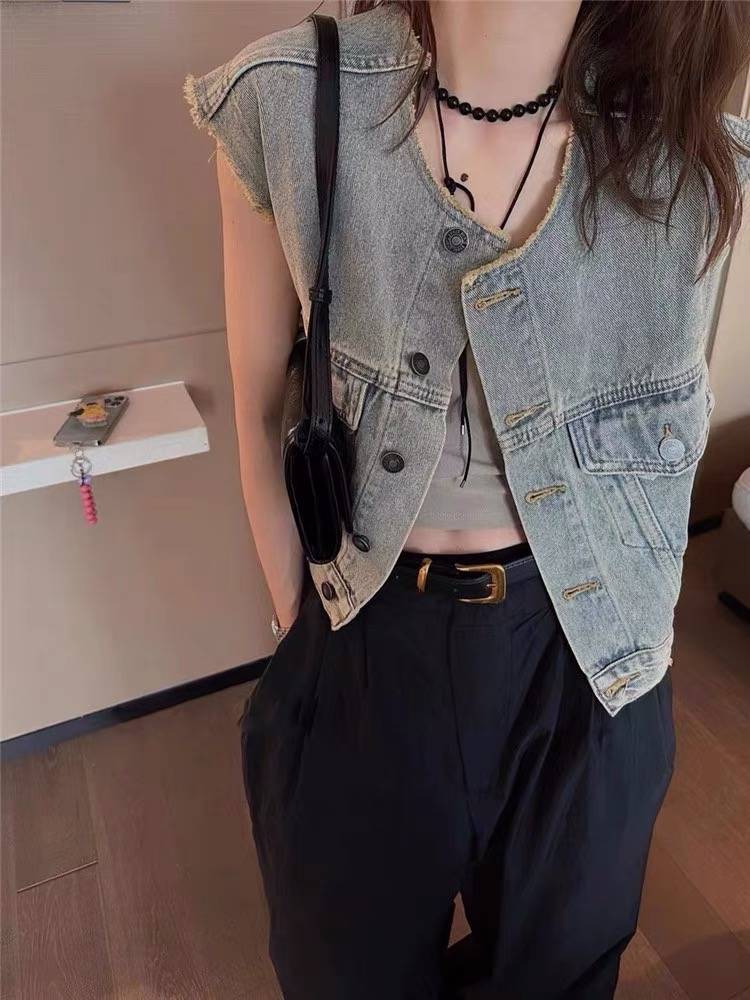 Small retro denim vest short jacket female spring and summer thin horses horses horses without sleeves, stacked on top