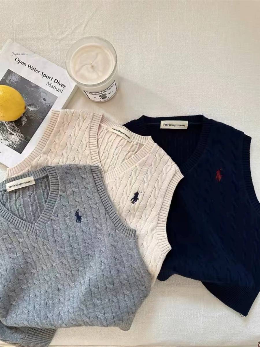 Children's sweater vest boys 2024 spring new versatile top foreign qi babies knit vest female solid color