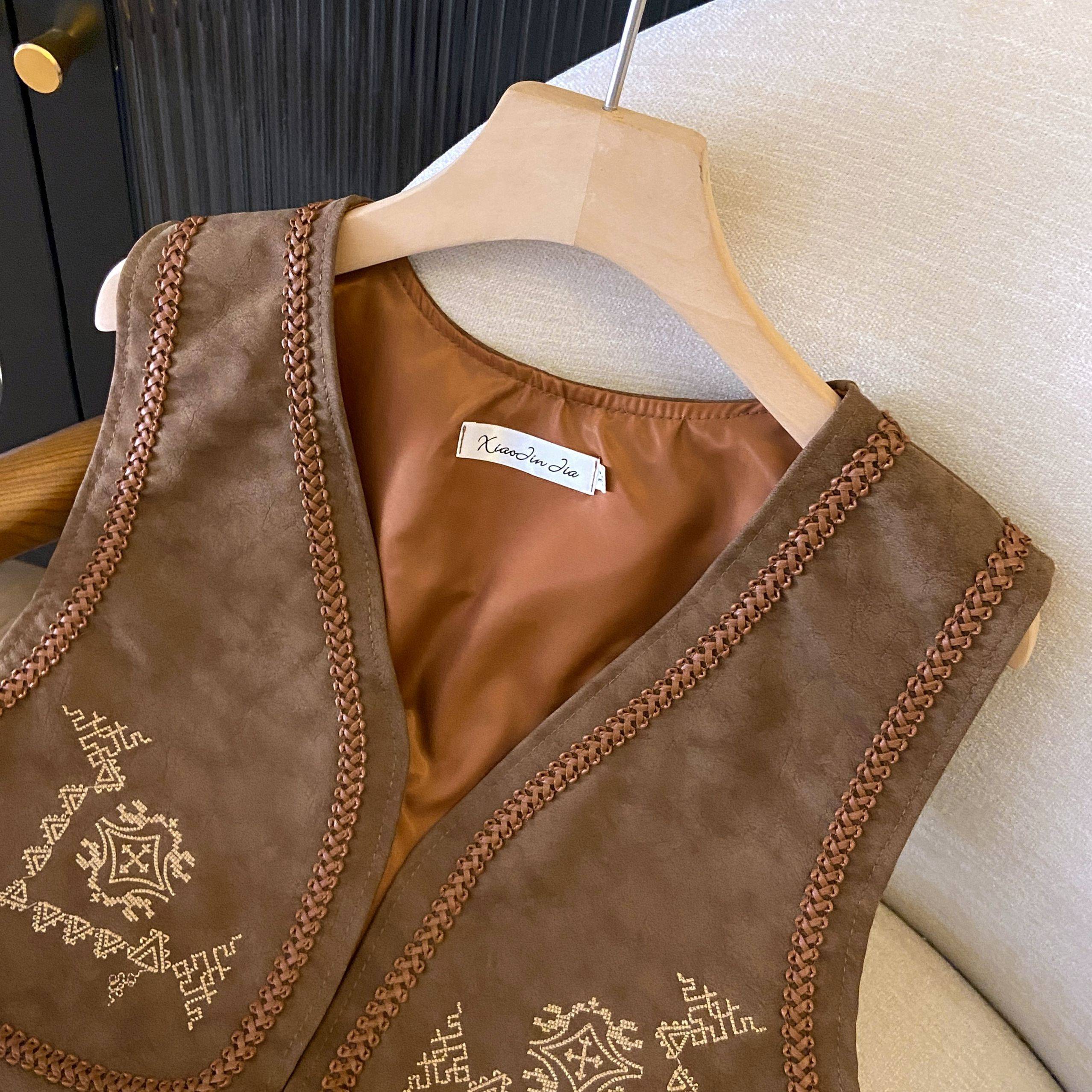 Retro Hong Kong Wind PU Leather Curvi Embroidery Fragrance Small vest Women's Xinjiang Grassland Tourism Loose Short Folding Person