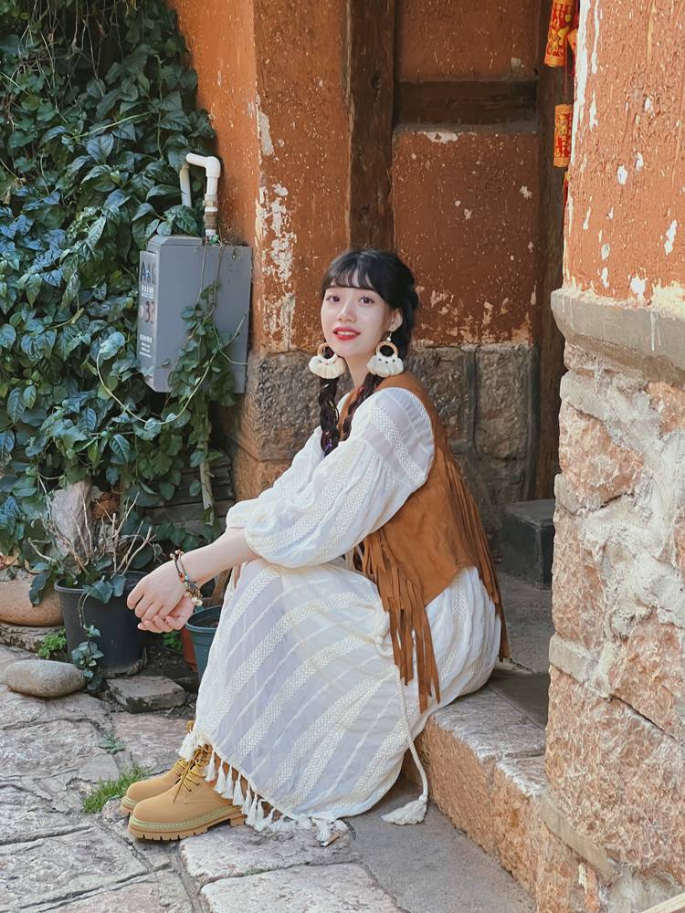 Ethnic waves of Womana female 2024 summer new dress with thin suit horse clip vests