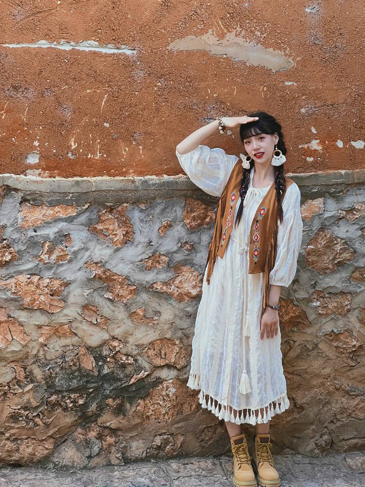 Ethnic waves of Womana female 2024 summer new dress with thin suit horse clip vests