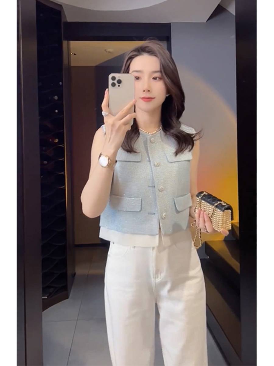 This year's popular short top 2024 Summer French high -level sense of foreign sense, beautiful small incense blue vest vest