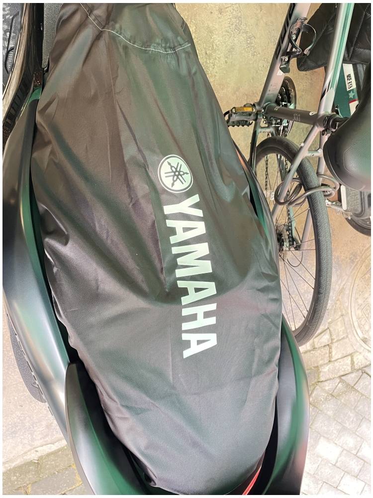 JAMAHAN N MAX 155 MOTORCYCLE SEAT CUSHION AGAINST RAIN AND DUST AND CAT AND BIRD SHIT AGAINST FIRE