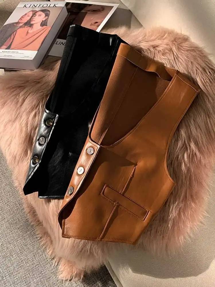 Retro inner skin vest female jacket autumn and winter women's stack wearing brown foreign gas shoulder horses clip vests European coat