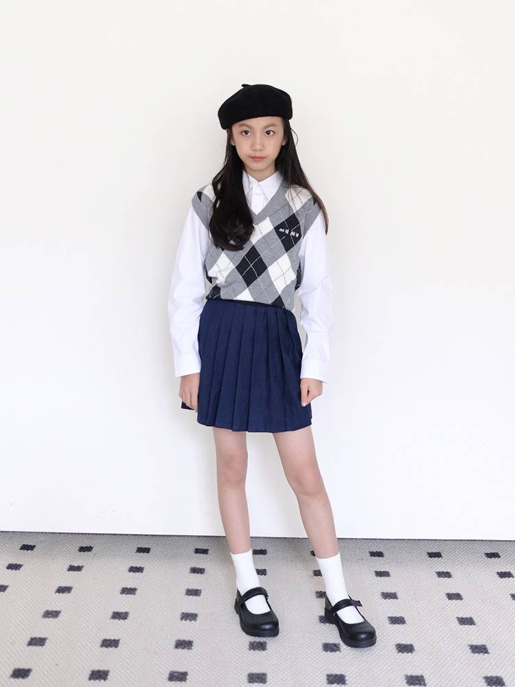 BBW Tongjia 23FW Girls' College Wind Vien Vocal Vocal Great Boys Sweaters Vest Parent -Child Parenting 11/10