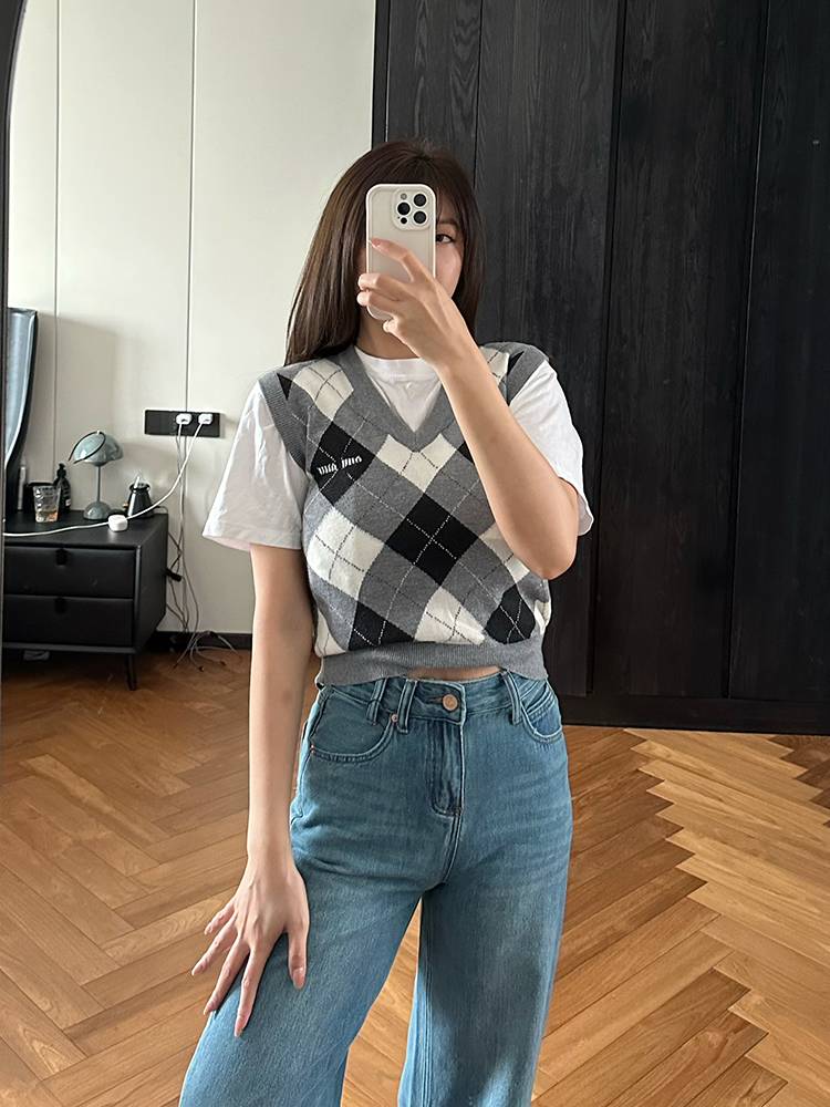 BBW Tongjia 23FW Girls' College Wind Vien Vocal Vocal Great Boys Sweaters Vest Parent -Child Parenting 11/10
