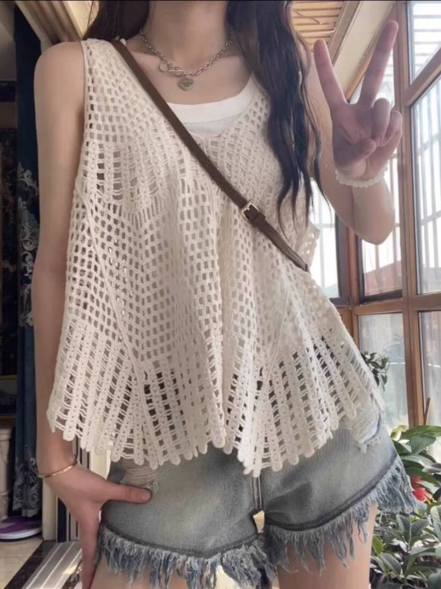 Persian wind knitted hook flower hollow vest hoods women in summer with sleeveless vest stacking jacket
