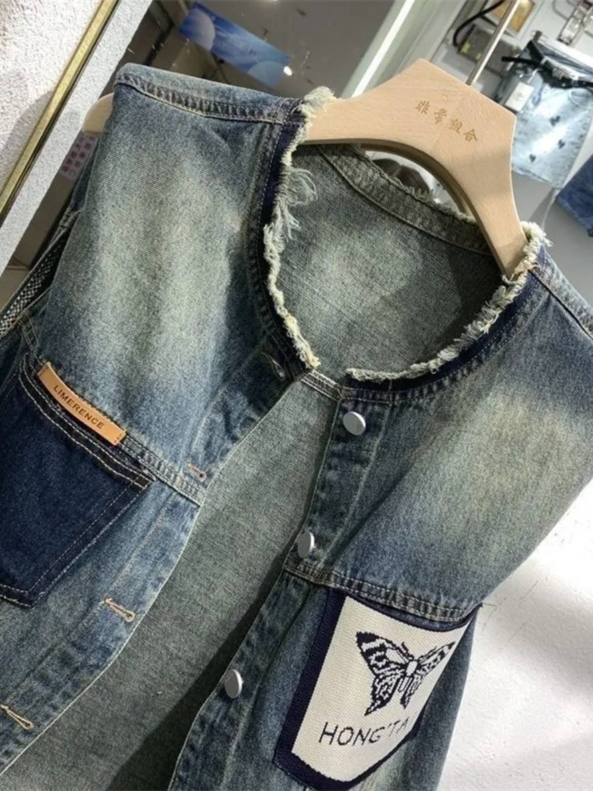 2024 Spring and Summer denim vest Women's large size, loose, thin sleeveless vest, shoulder shoulder short European top