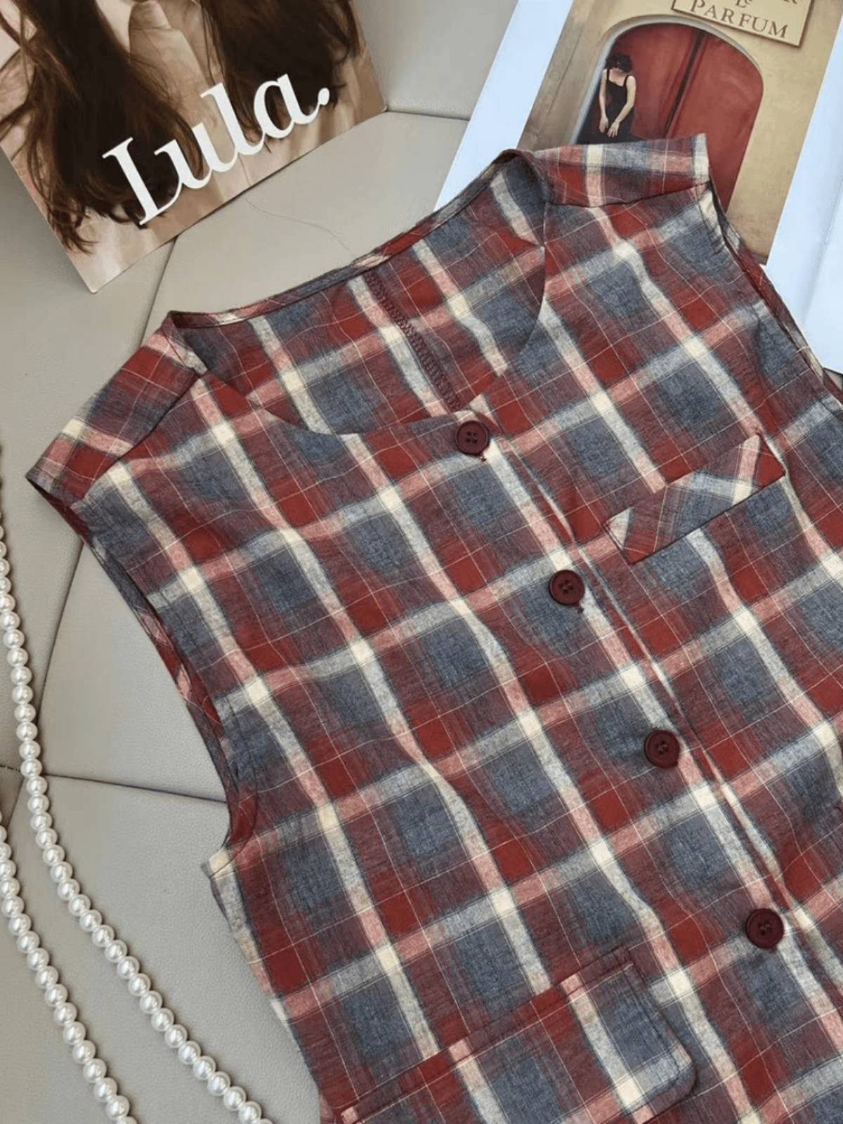 Color grid -colored shoulder vest female model 2024 new summer thin single buckle sleeveless pony clip vest top