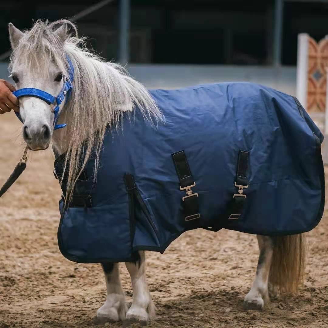 Cold -resistant plus cotton and cotton and horse riding training horse horses dwarf horses around the neck and equipped with windproof winter horses horsepower cold*