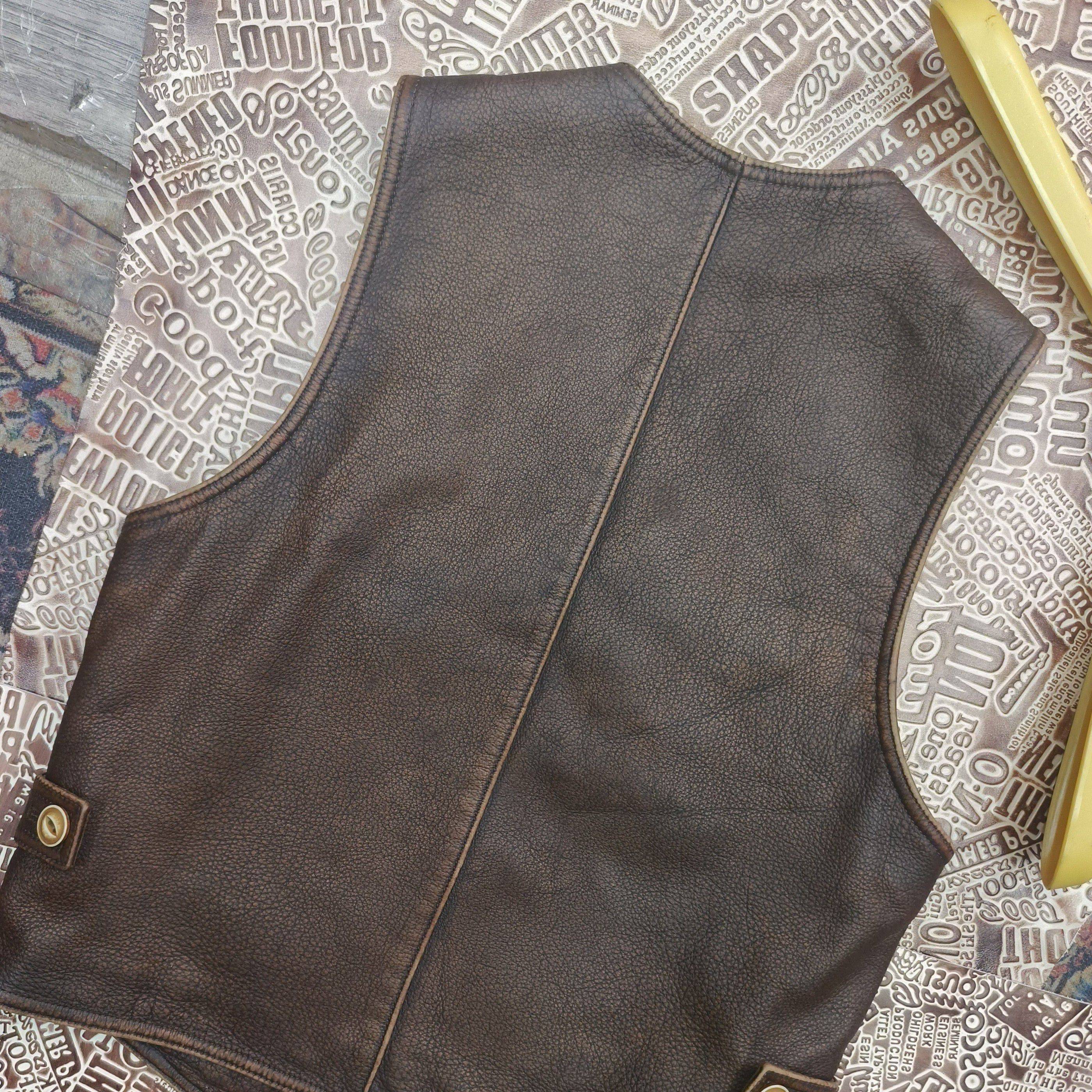 Retro -style men's vest leather jacket